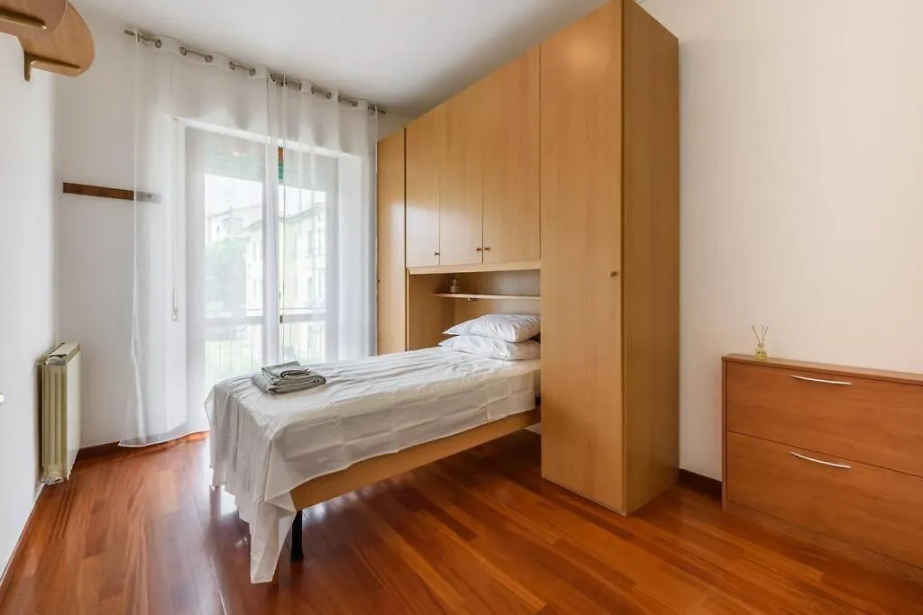 Parking & Wifi City Walls Apartment Pistoia 0*,  Italy