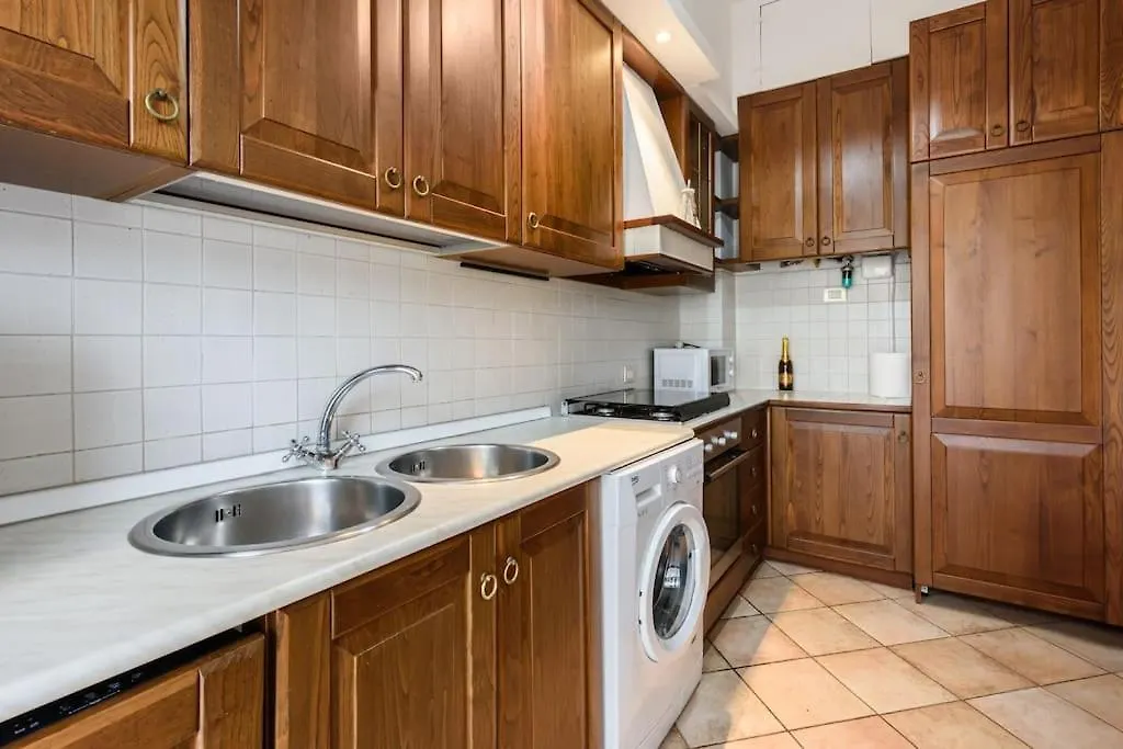 Parking & Wifi City Walls Apartment Pistoia